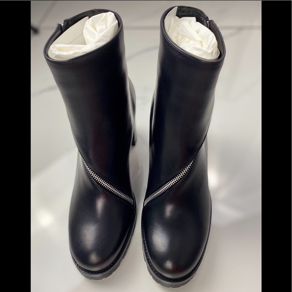 CHRISTIAN LOUBOUTIN BOOTS/BOOTIES “BRIGITTA”